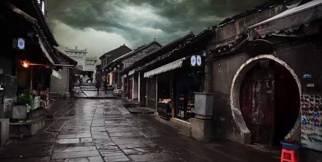 中国十大古镇：体验古色古香的古镇韵味！