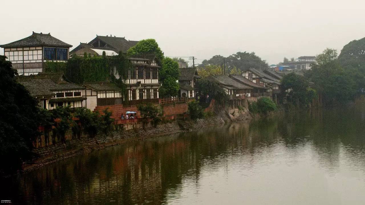中国最适合私奔的10个古镇：春暖花开旅途美丽！