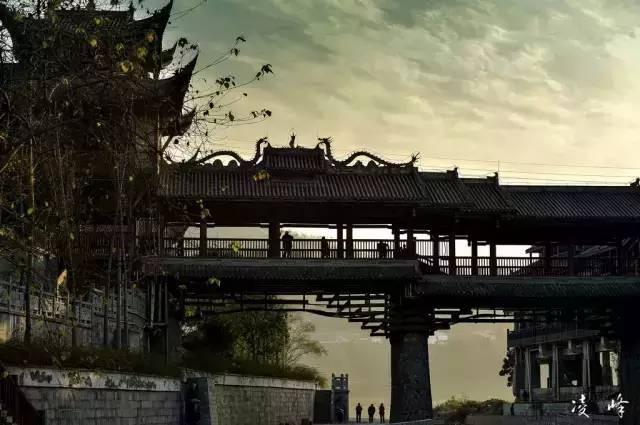 古镇一角——亚洲第一风雨廊桥