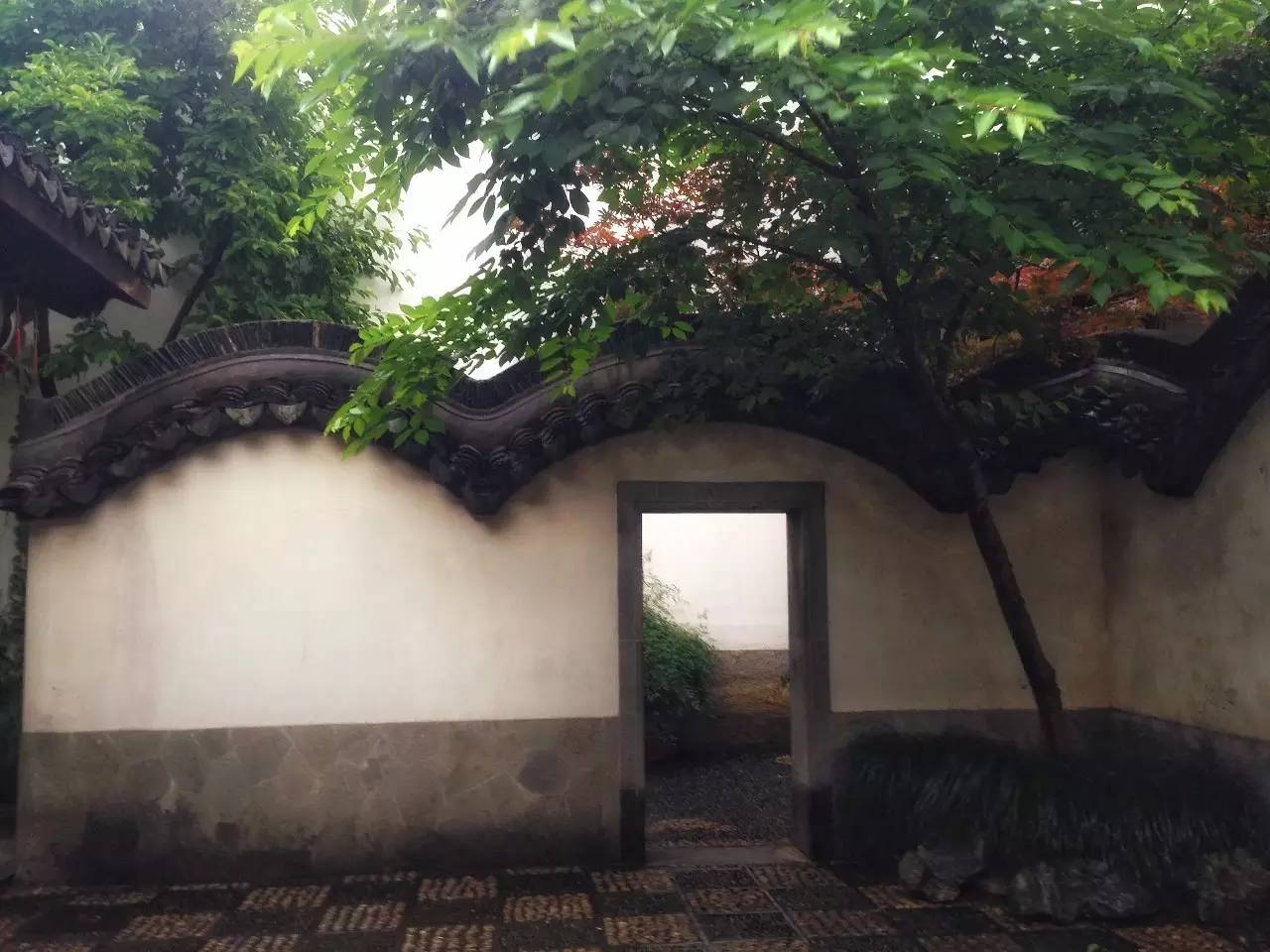 江南豪宅,浅谈用紫檀和花梨木建的胡雪岩故居