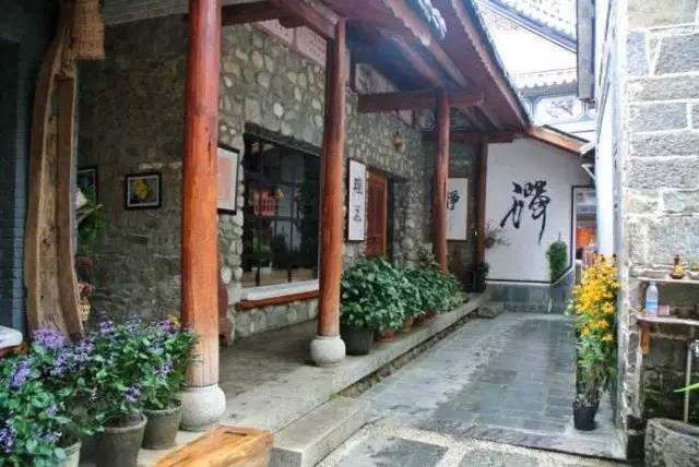 “中国最美寺院”寂照庵，房子象征着家是情感