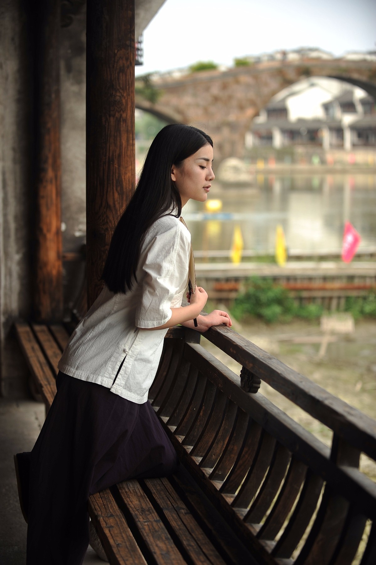 塘栖古镇小茶姑娘，古镇溪边沐浴清风涤荡心灵