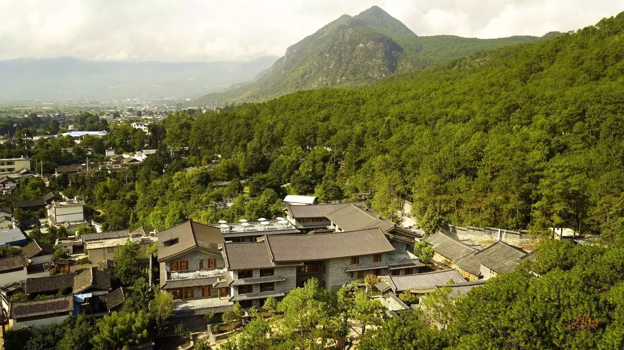 松赞丽江林卡，历经千百年岁月流淌的历史古建