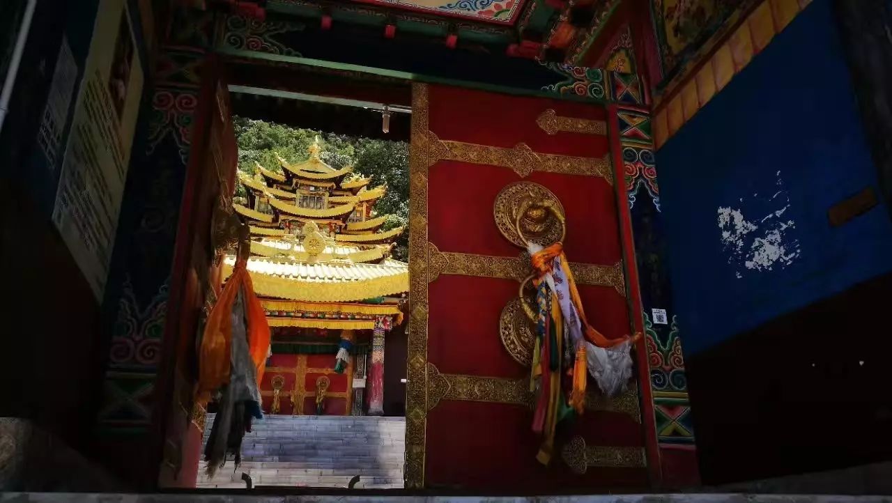 松赞丽江林卡，历经千百年岁月流淌的历史古建