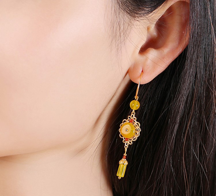 耀眼黄色玛瑙耳环，气质高贵耳环