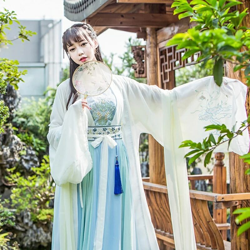 古风淡蓝仙女汉服，清新淡雅襦裙汉服图片