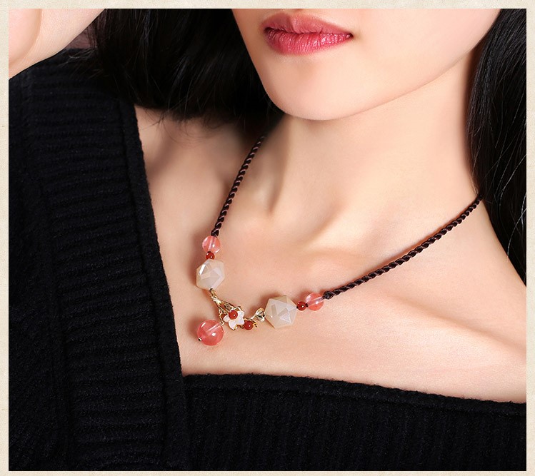 中国风情水晶粉色锁骨链，气质时尚项链首饰