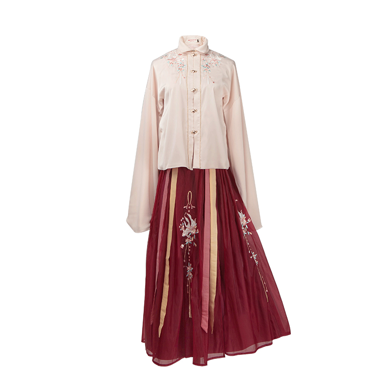 金鱼戏水刺绣汉服，传统立领红裙汉服图片