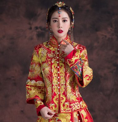唤醒传统中国风俗的唯美中式礼服新娘礼服