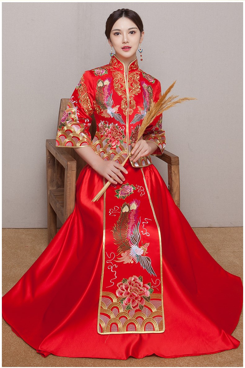 牡丹凤凰刺绣新娘礼服，唯美中式礼服