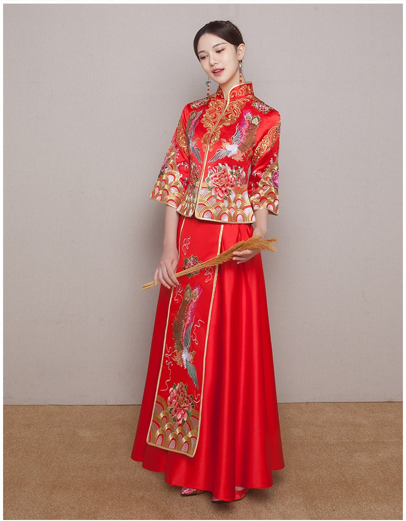 牡丹凤凰刺绣新娘礼服，唯美中式礼服