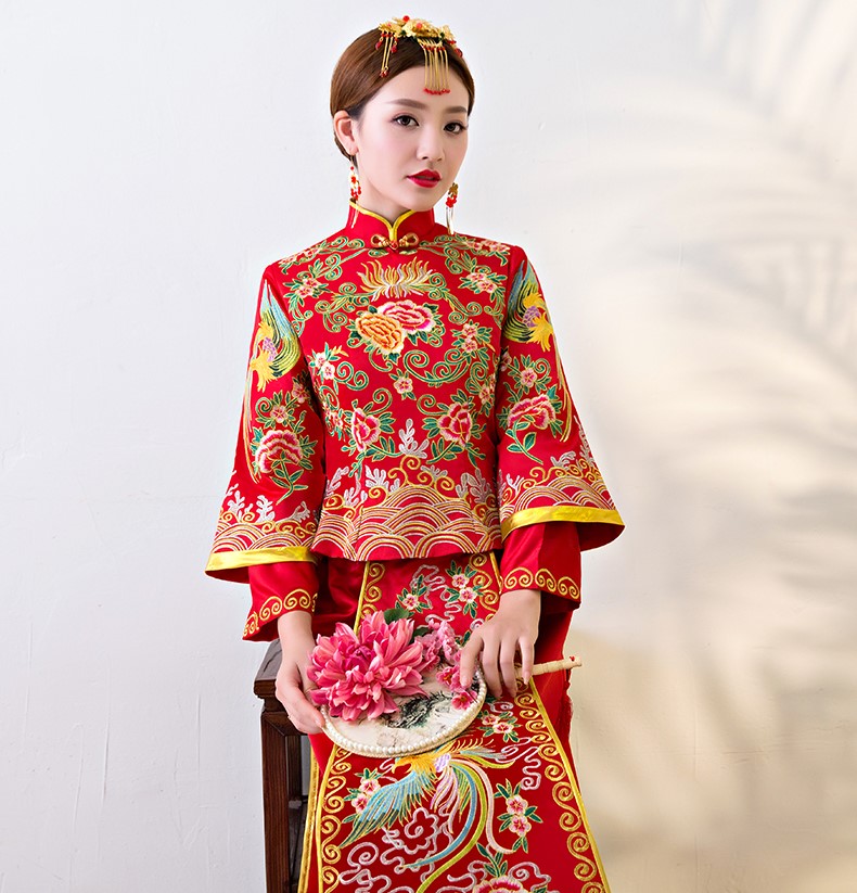 唯美中国风中式礼服，凤牡丹刺绣新娘礼服
