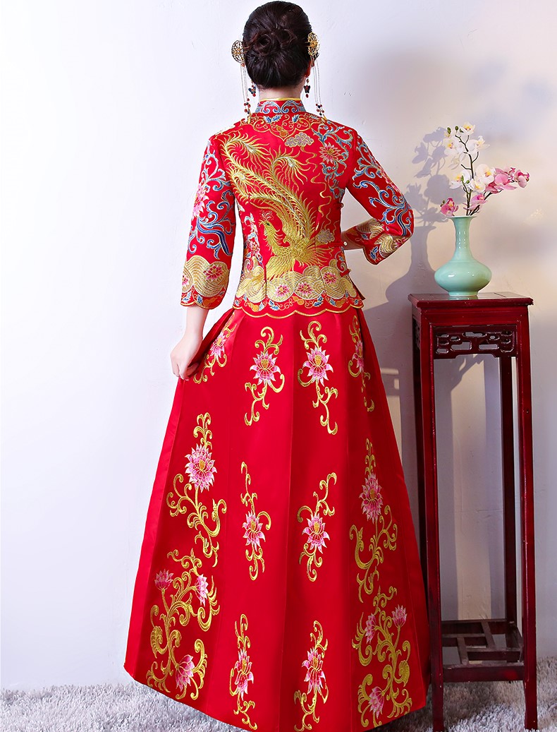 中国风龙凤褂中式礼服，奢华凤凰刺绣新娘礼服