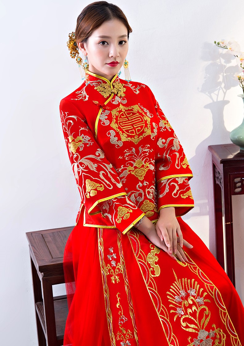 传统韵味中式礼服，唯美秀禾服新娘礼服