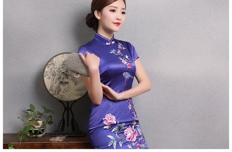 紫色牡丹绣花旗袍，复古短袖旗袍裙