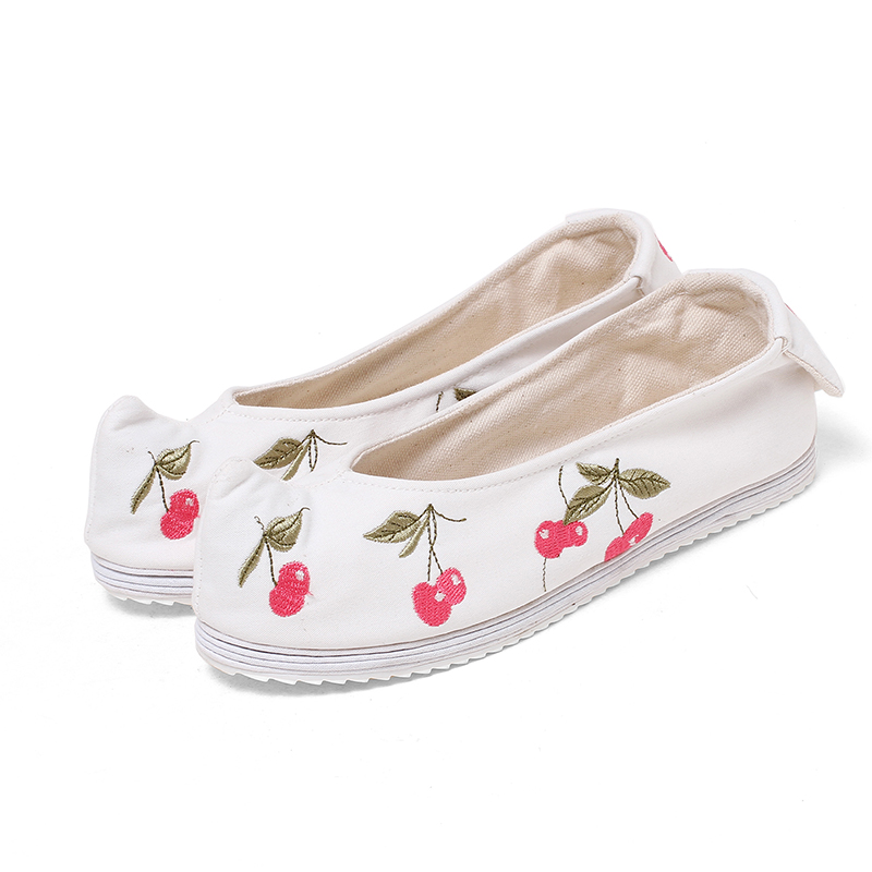 樱桃刺绣可爱翘头鞋，复古传统绣花鞋