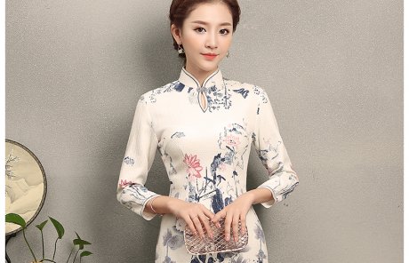 中国风水墨荷花印花旗袍，复古中式白色旗袍裙