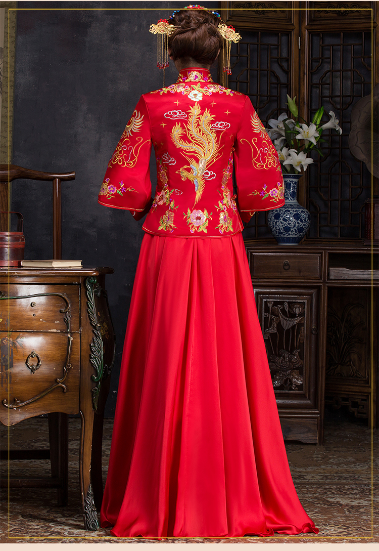 优雅时尚中式礼服，复古中国风新娘礼服