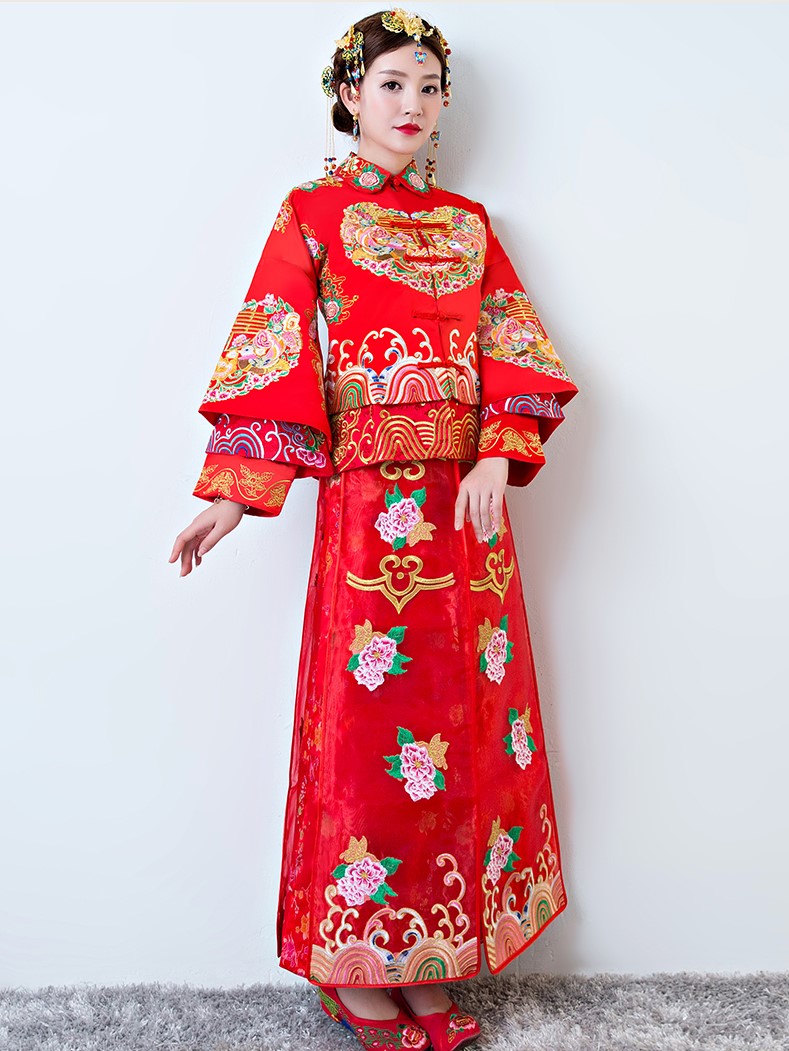 中国古典元素中式礼服，中国风新娘结婚礼服