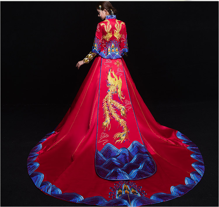 复古典雅中国风新娘礼服，奢华拖尾中式礼服