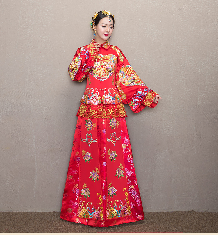 精致优雅中式礼服，时尚中国风新娘礼服