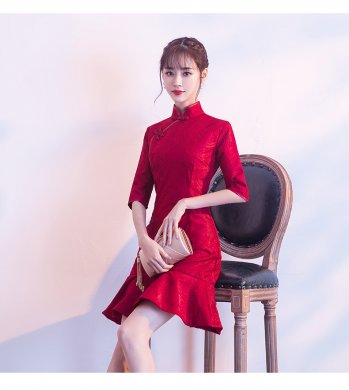 中国风复古花纹中式礼服，时尚优雅鱼尾晚礼服