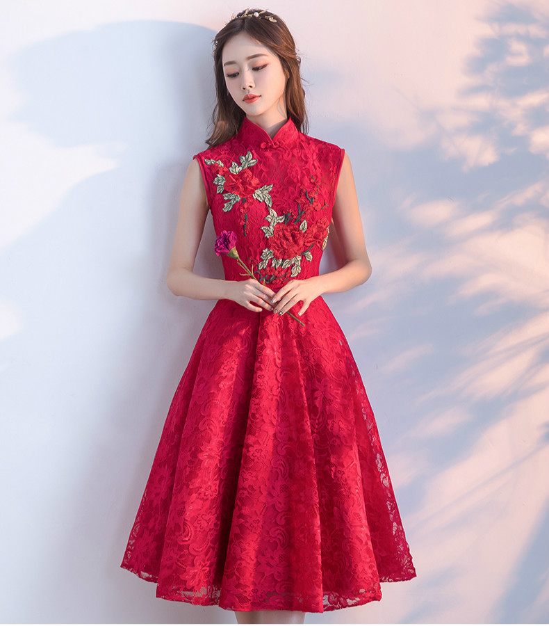 时尚无袖中式礼服，红色蕾丝印花晚礼服
