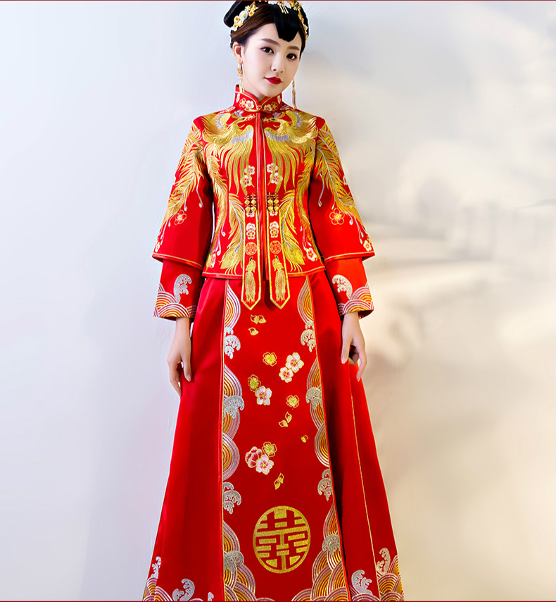 传统中式礼服，红色结婚新娘礼服