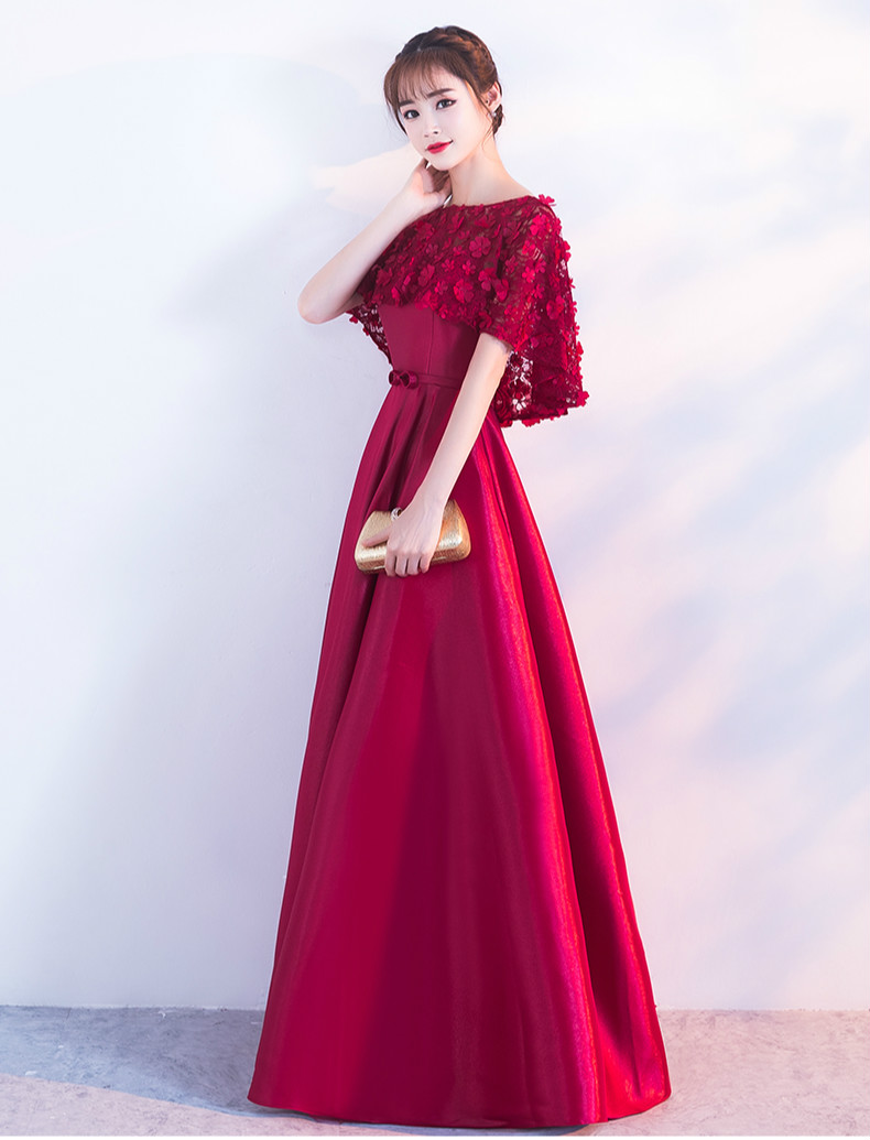 时尚中国风中式礼服，红色蕾丝花朵晚礼服