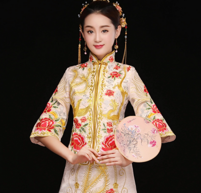 中式秀禾礼服，复古潮流新娘礼服