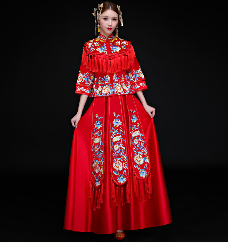 古典时尚中式礼服，中国风新娘礼服