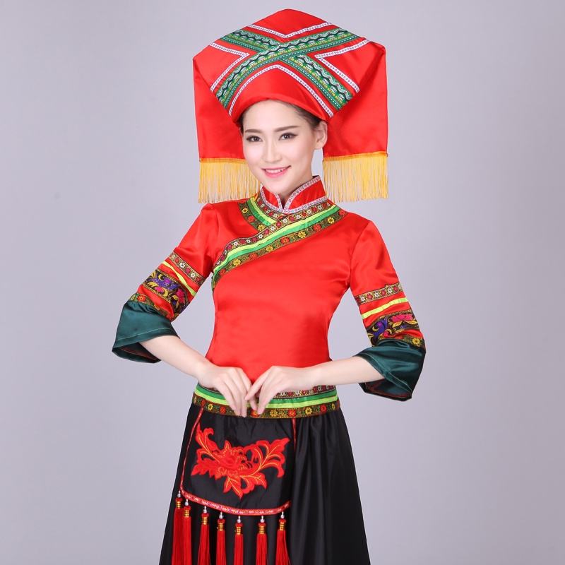 广西壮族苗族少数民族服装图片