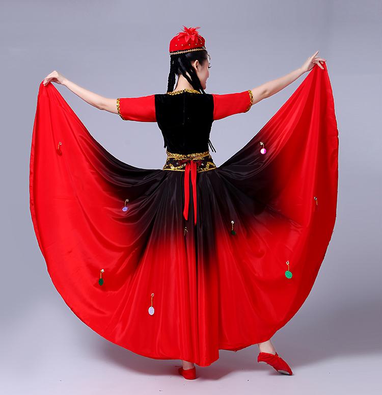 新疆维吾尔族大摆裙少数民族服装