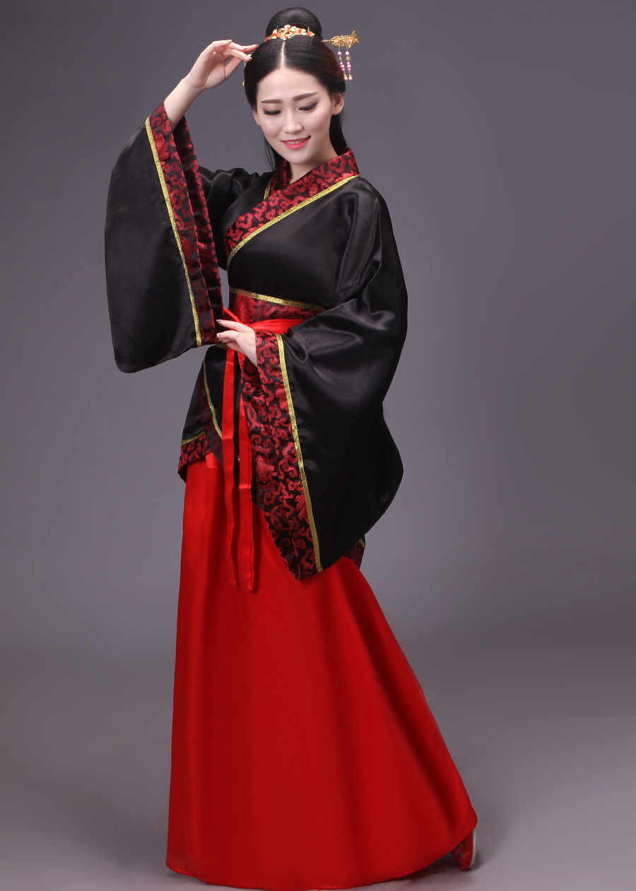 经典中国红汉服古装美女图片
