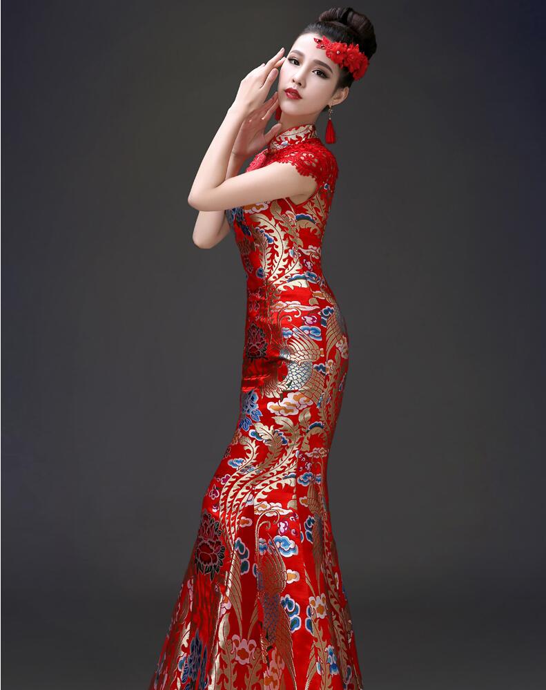 中国风立领镂空设计中式礼服图片