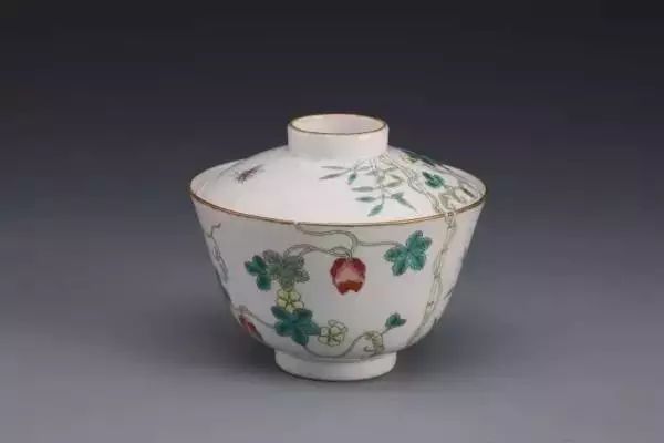 中国古陶瓷器工艺：浅析粉彩瓷发展史