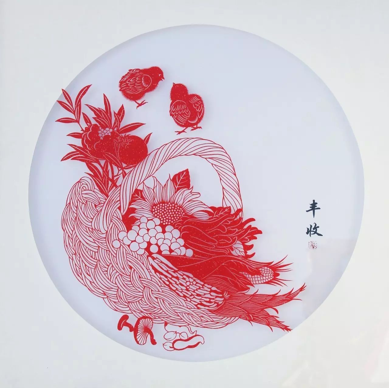 剪纸艺术作品:一次镂空一根线条的信仰!