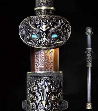 王者兵器：精美神兽图雕花轩辕剑