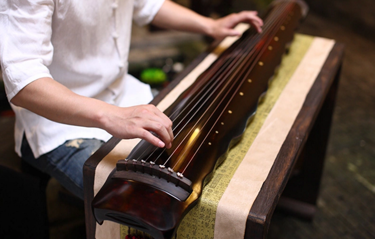 落霞式古琴，时尚古典中国风民族乐器