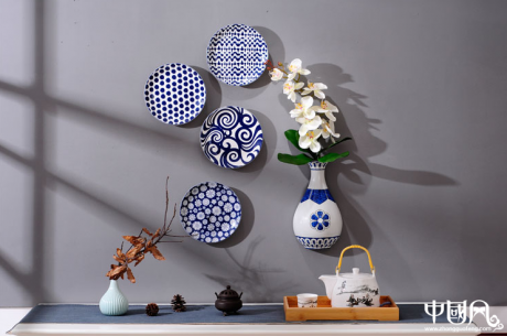 新古典中式青花陶瓷装饰挂件图片