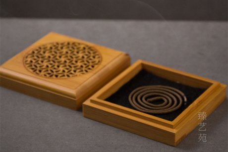 楠竹制镂空花纹盘香炉，中式香薰竹香炉