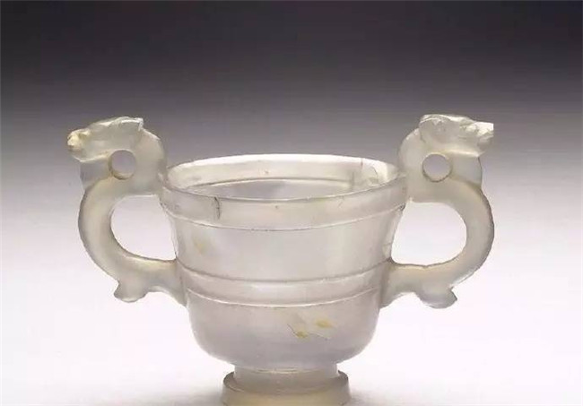 古代清朝玛瑙玉石制作的精美器皿