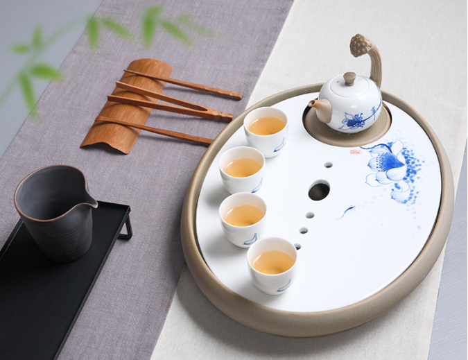 一盏清禅青瓷茶盘，陶瓷手绘荷花茶具