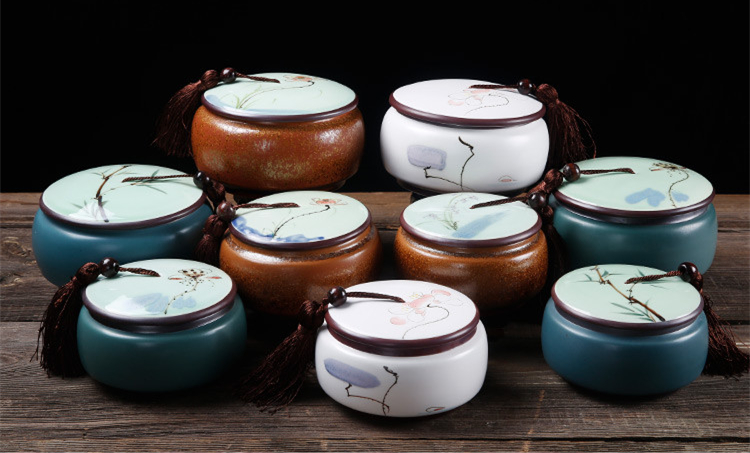 手绘陶瓷茶叶密封罐，龙泉青瓷礼盒装普洱醒茶