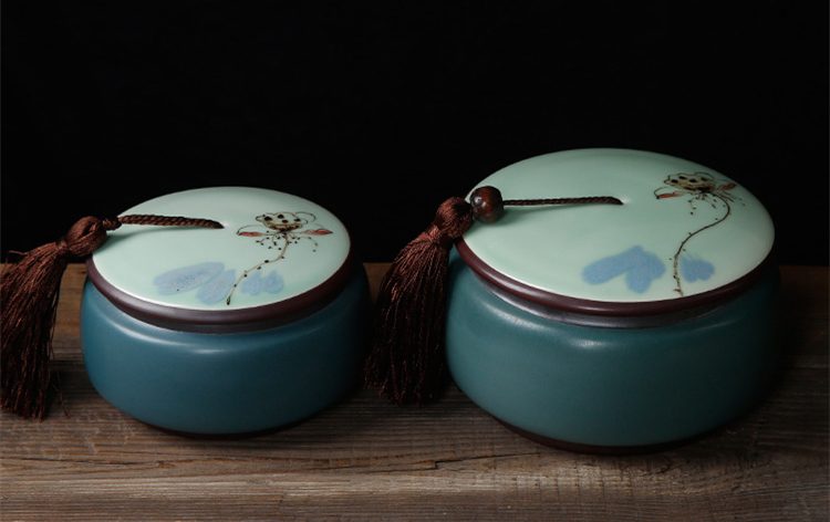 手绘陶瓷茶叶密封罐，龙泉青瓷礼盒装普洱醒茶