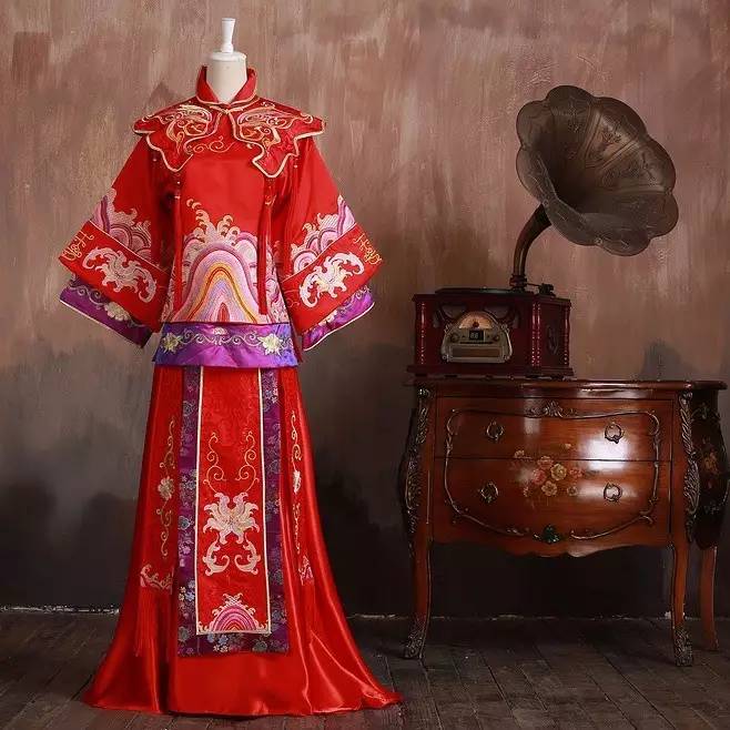 最美中国风嫁衣，中式婚礼中式礼服美醉了
