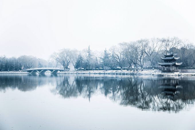 北京陶然亭冬日雪景意境