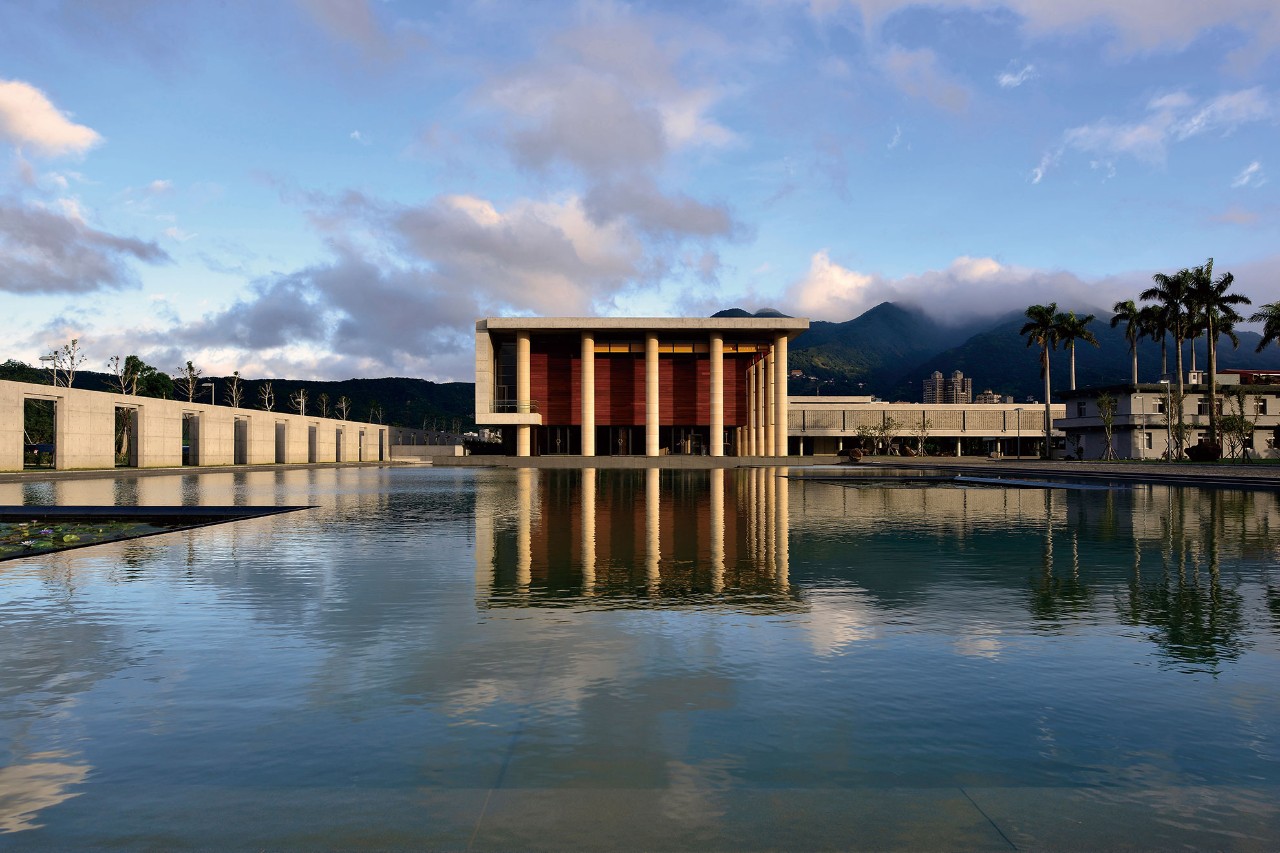 28000m²神秘寺庙-水月道场，吸引百万人朝拜