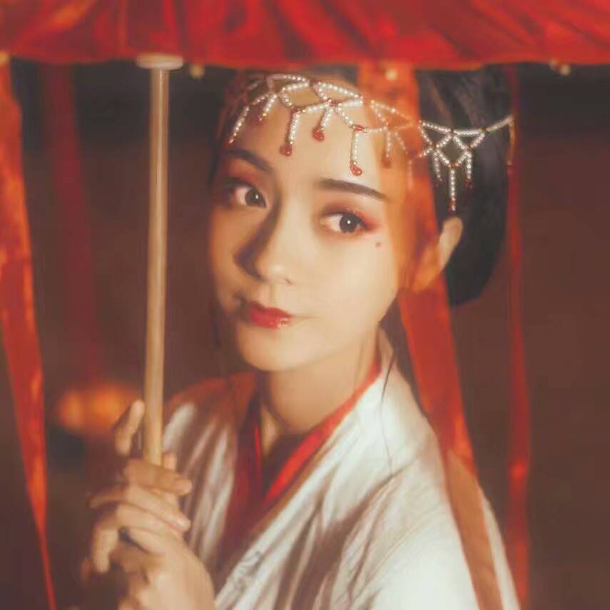 红妆带伞女生头像,唯美古风真人头像