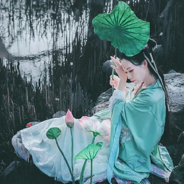 莲花花开女生头像,唯美古风真人头像